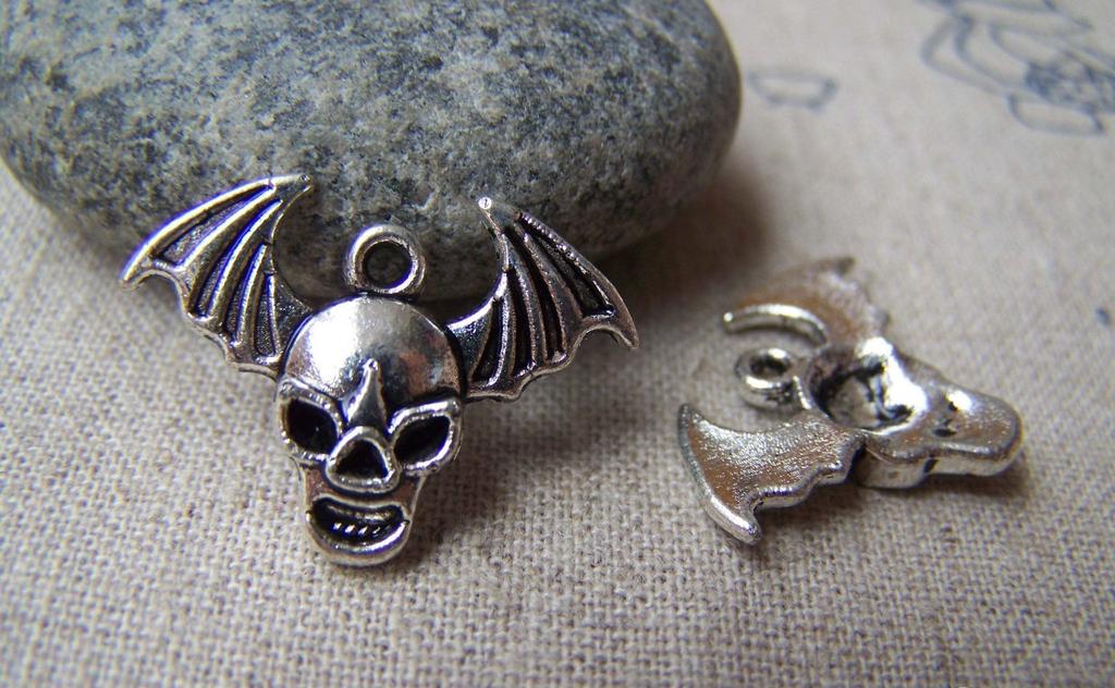 Accessories - Devil Wing Charms Antique Silver Pendants 22mm Set Of 20 Pcs A1567