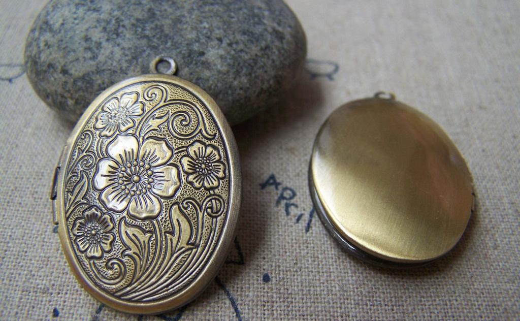 Accessories - Flower Locket Antique Bronze Oval Photo Locket Charms 23x29mm Set Of 4 Pcs A3621