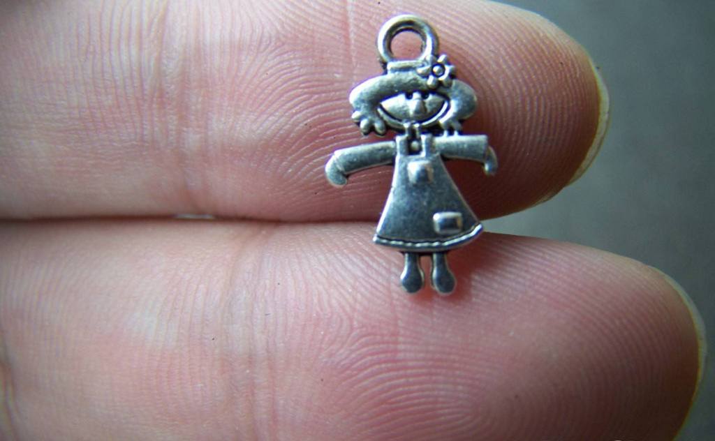Accessories - Girl Charms Antique Silver Double Sided Small Charms 15mm Set Of 20 A1554