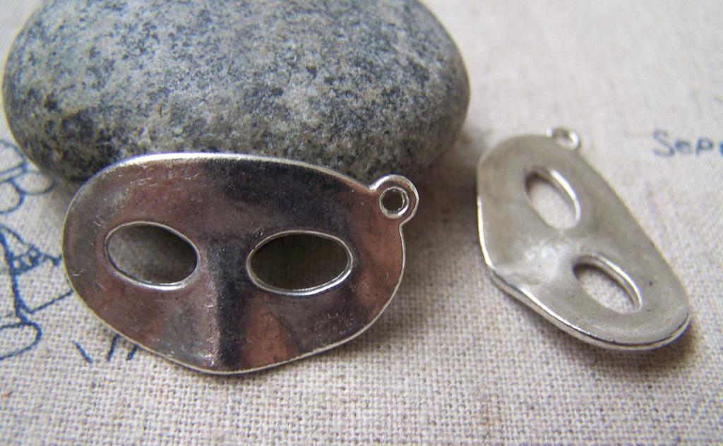 Accessories - Halloween Lady Mask Pendants Charms Antique Silver 17x28mm Set Of 10 Pcs A2925