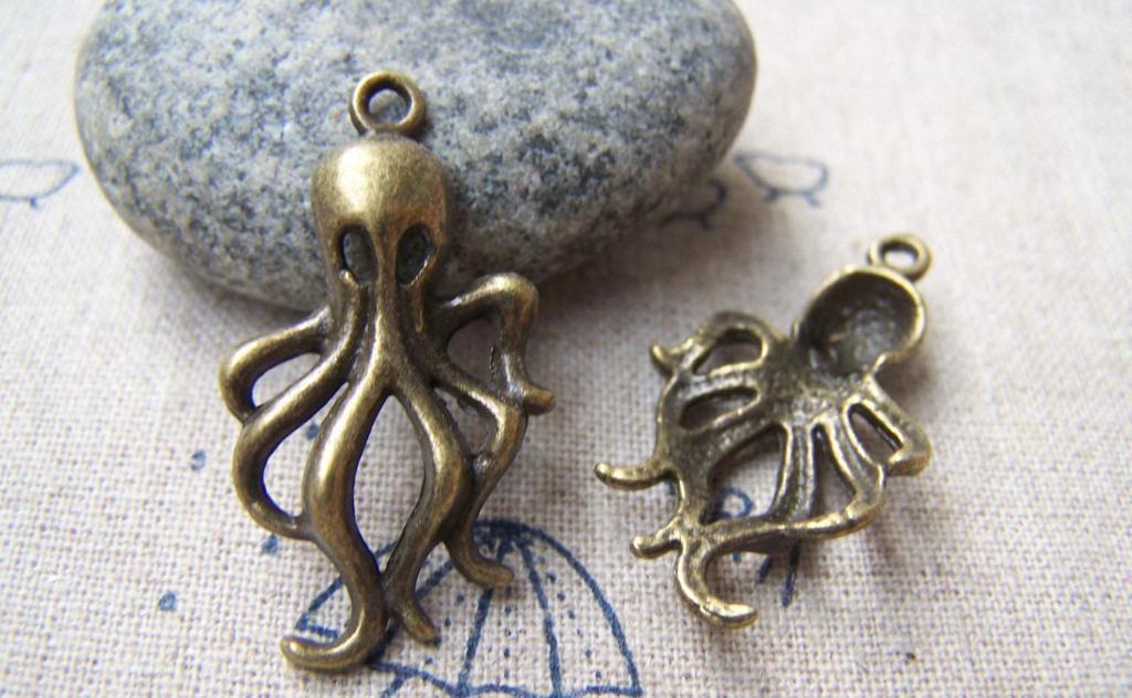 Accessories - Octopus Pendants Antique Bronze 3D Charms 18x33mm Set Of 10 Pcs A1993