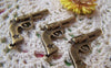 Accessories - Skull Gun Pendants Antique Bronze Star Pistol Charms 20x35mm Set Of 10 Pcs A2158