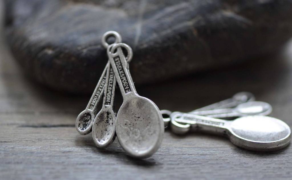 Accessories - Three Spoon Charms Antique Silver Pendants 20x30mm Set Of 10 Pcs A7839