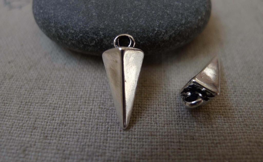 Accessories - Triangular Pyramid Charms Antique Silver Spike Pendants 5x16mm Set Of 10 A7492