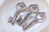 10 pcs Antique Copper Skeleton Key Charms Pendants A3534