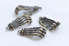 6 pcs Antique Bronze Skeleton Hand Charms Pendants A1150