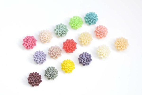 Fancy Resin Round Flower Cameo Cabochon 15mm