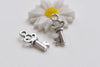20 pcs Antique Silver Tiny Skeleton Key Charms 8x16mm A3940