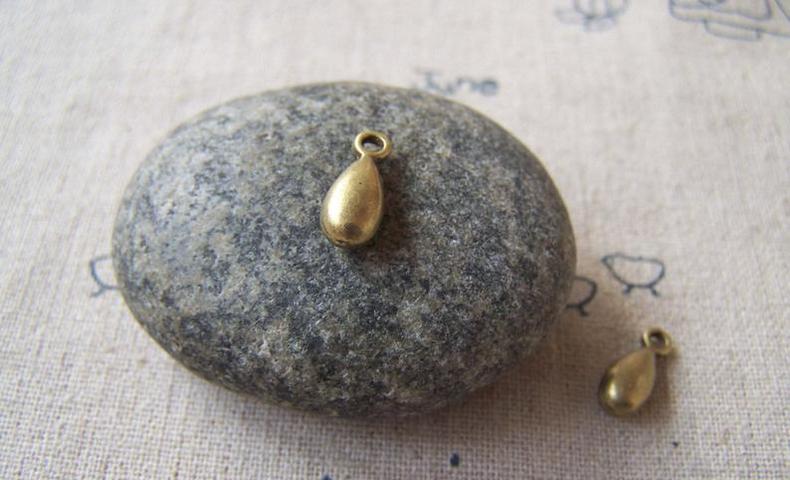 13 pcs of Antique Bronze 3D Drop Charms 5x12mm A5395