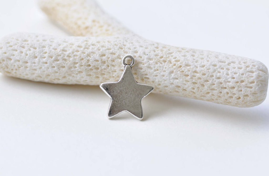 Antique Silver Blank Star Celestial Charms Pendants Set of 20 A8548