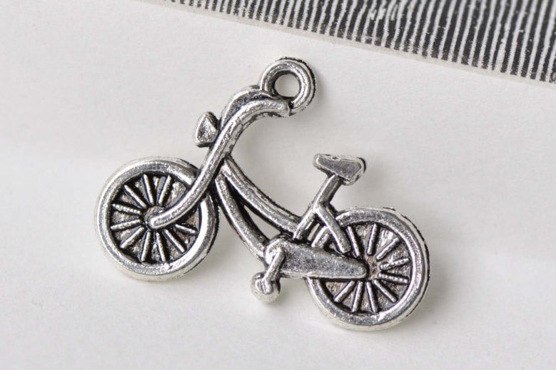 20 pcs Antique Silver Bicycle Bike Charms 18x26mm A8689