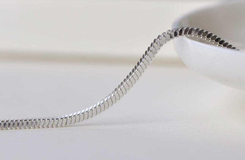 6.6ft (2m) Shiny Silver Square Box Snake Cobra Chain A8732