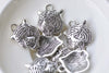 10 pcs Antique Bronze Tiger Head Charms 17x22mm A8772