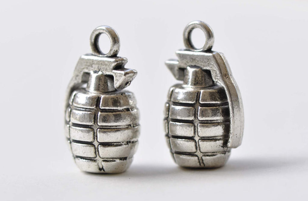 10 pcs Antique Silver Grenade Charms Pendants 23mm A8792