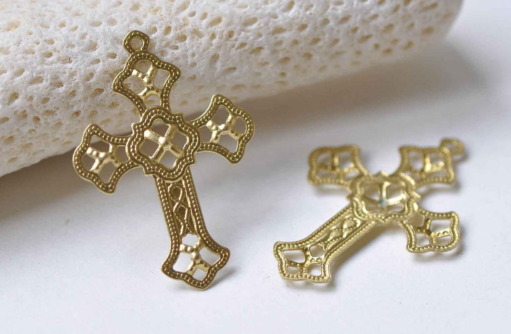 20 pcs Raw Brass Filigree Cross Charms Stamping Embellishments A8963