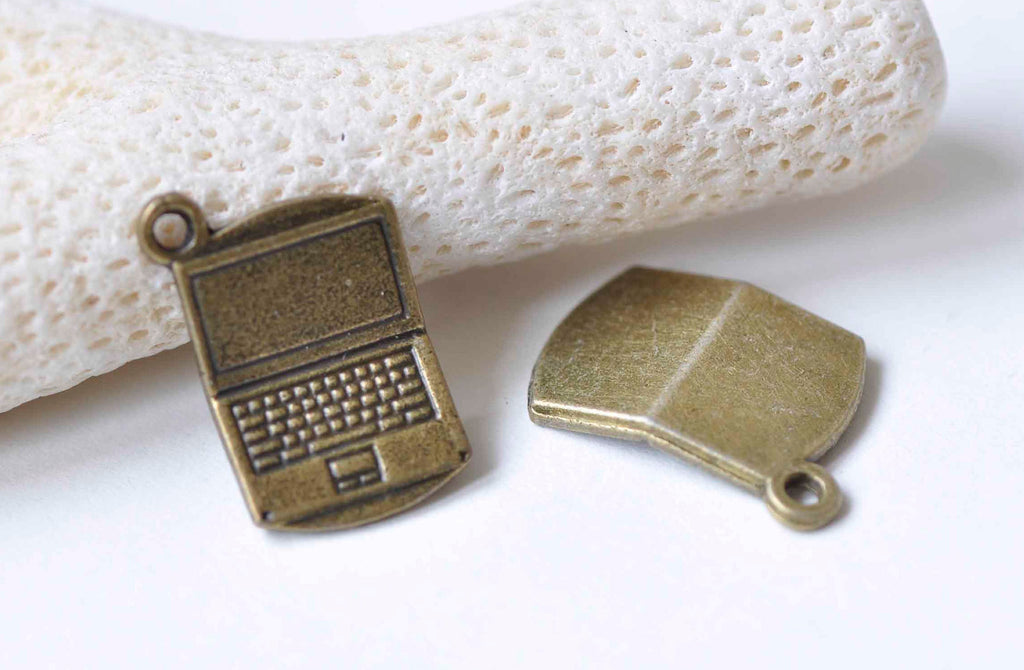 10 pcs Antique Bronze Mini Laptop Computer Charms 14x21mm A9027