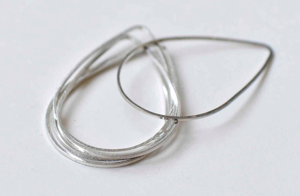 20 pcs Shiny Silver Tear Drop Teardrop Frame Rings 21x30mm A9049