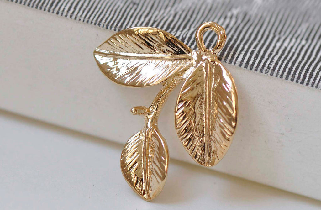 10 pcs Light Gold Three Leaf Branch With Peg Charms 23mm A4805