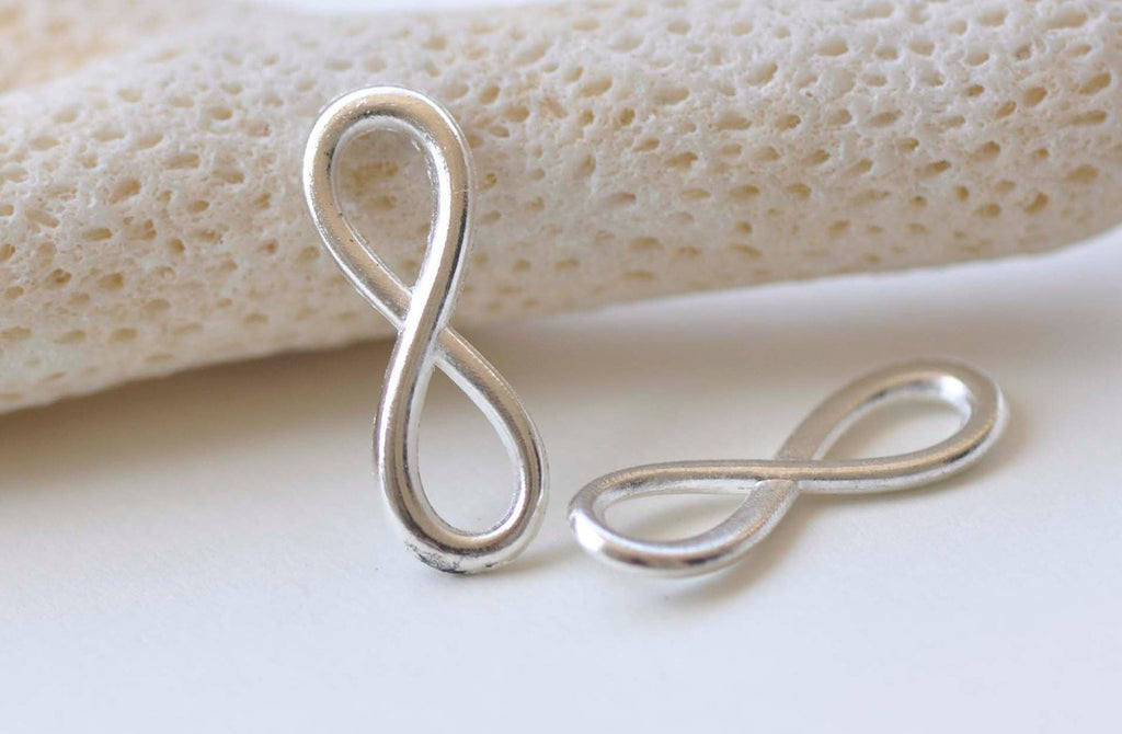 10 pcs Shiny Silver Figure 8 Connector Charms 8x24mm A4751