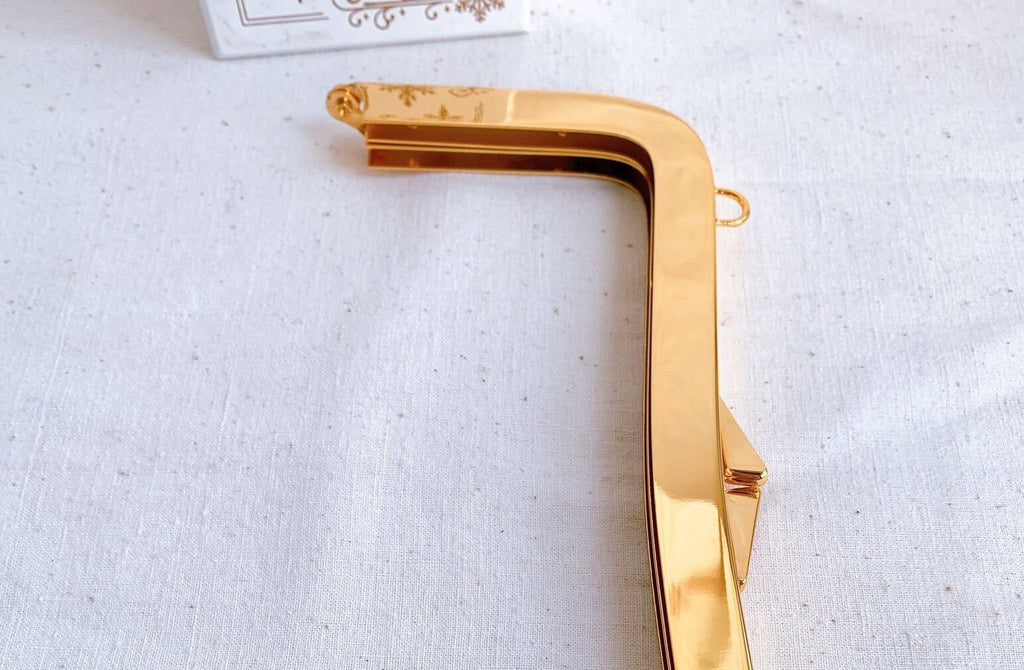 21.5cm( 8 1/2") Golden Color Purse Frame Come With Screws 21.5cm x 8.5cm
