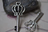 10 pcs Antique Silver Heart Crown Skeleton Key Charms Pendants A7927