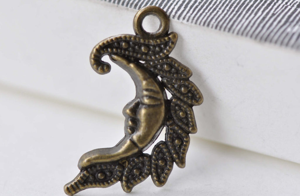 Moon Face Charms Antique Bronze Pendants Set of 20 A7940