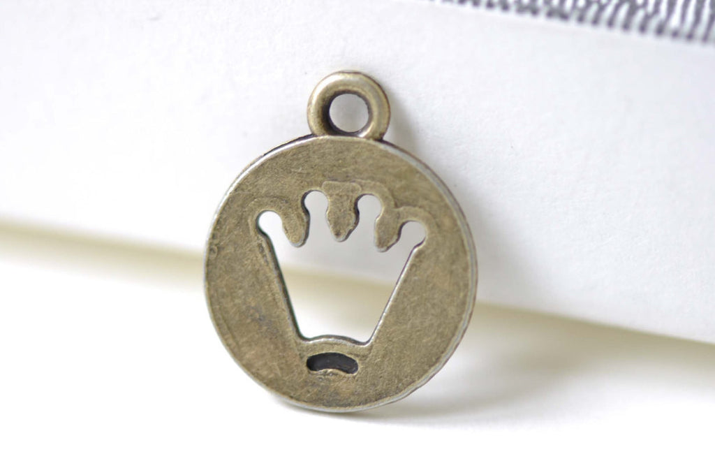 Cut out Princess Crown Round Antique Bronze Charms Set of 20 A8008