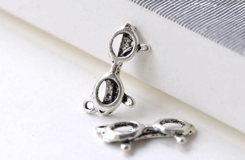 Sunglasses Charms Antique Silver Finish 10x21mm Set of 20 pcs A7951