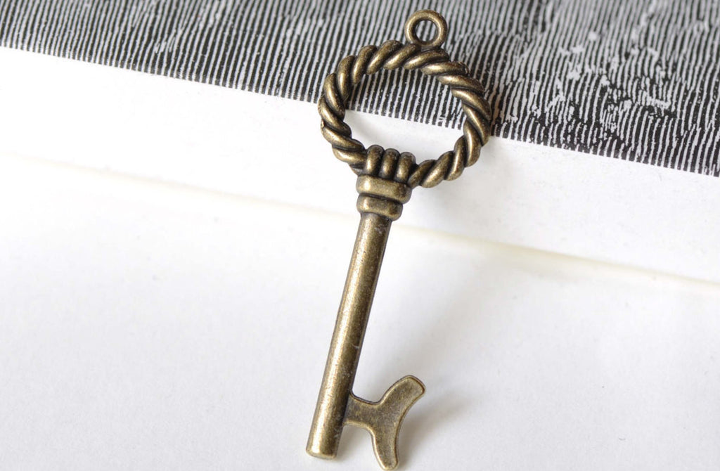 Antique Bronze Coiled Key Charms 20x52mm Set of 10 A8323