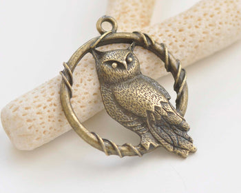 4 pcs Antique Bronze Round Owl Ring Charms Pendants 38x40mm A5506