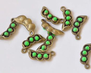 10 pcs Antique Bronze Enamel Epoxy Pea Pod Charms Pendants A5815