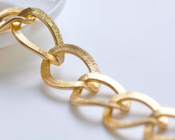 3.3 ft (1m) Gold Aluminium Chunky Textured Curb Chain Handbag Strap Unsoldered Links 25x33mm A5886