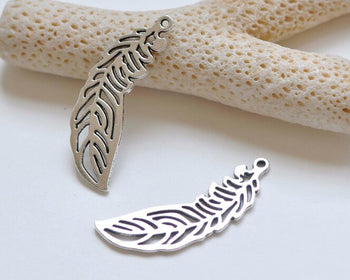 10 pcs Antique Silver Filigree Feather Charms Pendants 12x36mm A3848