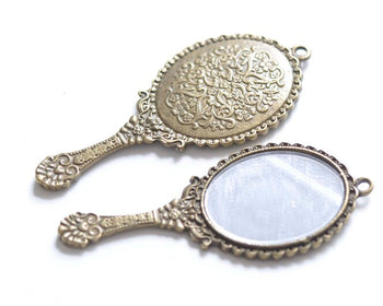 2 pcs Antique Bronze Fancy Victorian Hand Mirror Pendant 30x73mm A331