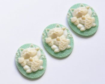 Resin GreenFortune Cat Cabochon Oval Cameo Set of 6