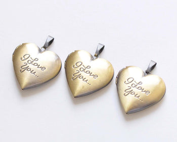 2 pcs of Antique Bronze Brass I Love You Heart Photo Locket A3567