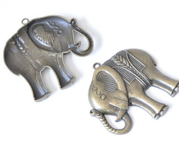 2 pcs of Antique Bronze Elephant Pendants 65x68mm