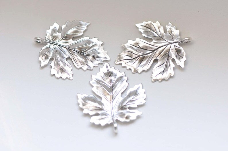 Antique Silver Maple Leaf Charms Pendants Set of 5
