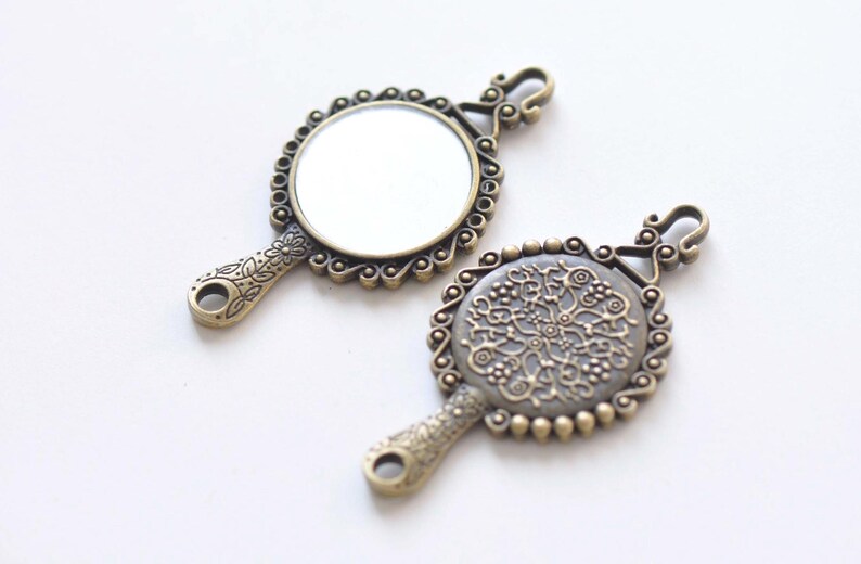 2 pcs Antique Bronze Small Fancy Real Glass Hand Mirror Pendant 31.5x58mm