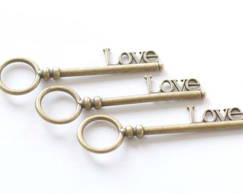 10 pcs of Antique Bronze Key Charms Pendants Huge Size 16x55mm