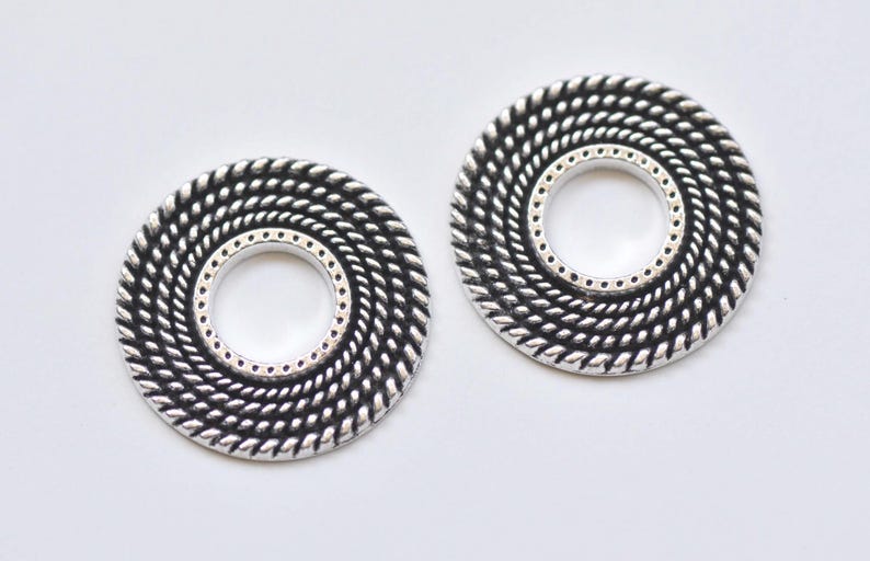 10 pcs Antique Silver Coiled Round Ring Pendant Charms 27mm