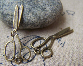 Accessories - 10 Pcs Antique Bronze Scissors Charms Flat Sewing Fabric Scissors Pendants 14x30mm A1714