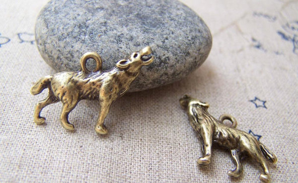 Accessories - 10 Pcs Antique Bronze Wolf Howling Charms Pendants  20x26mm A3894