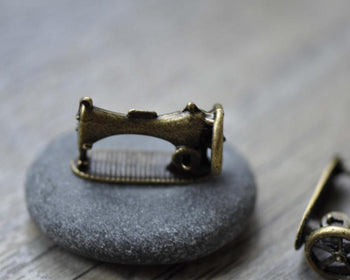 Accessories - 10 Pcs Of Antique Bronze 3D Sewing Machine Charms 12x16x26mm A7766