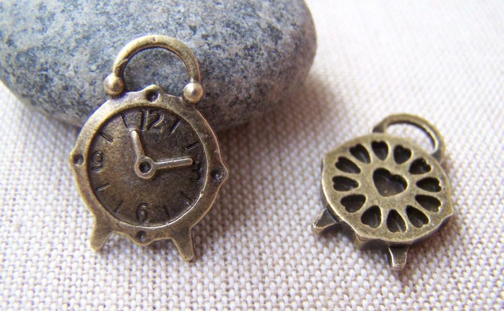 People, Profession & Hobby - 10 pcs Antique Bronze Alarming Heart Clock Charms A478