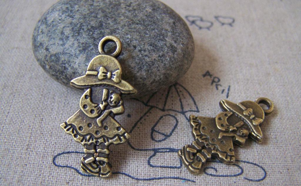People, Profession & Hobby - 10 pcs Antique Bronze Alice Cat Girl Charms 16x31mm Double Sided A4310