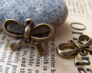 Accessories - 10 Pcs Of Antique Bronze Bow Tie Knot Connector 14x22mm A750