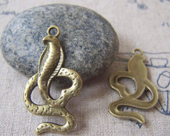 Accessories - 10 Pcs Of Antique Bronze Cobra Snake Charms 27x40mm A3566