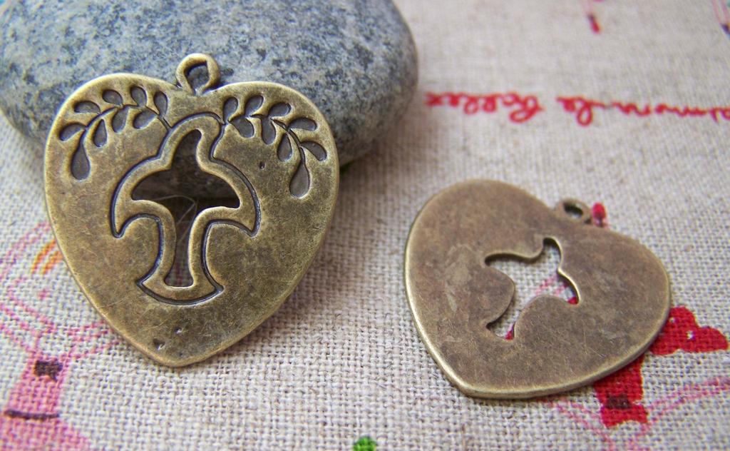 Accessories - 10 Pcs Of Antique Bronze Cut Out Dove Heart Charms Pendants 24mm A2784