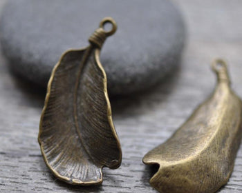 Accessories - 10 Pcs Of Antique Bronze Feather Charms 18x36mm A7781